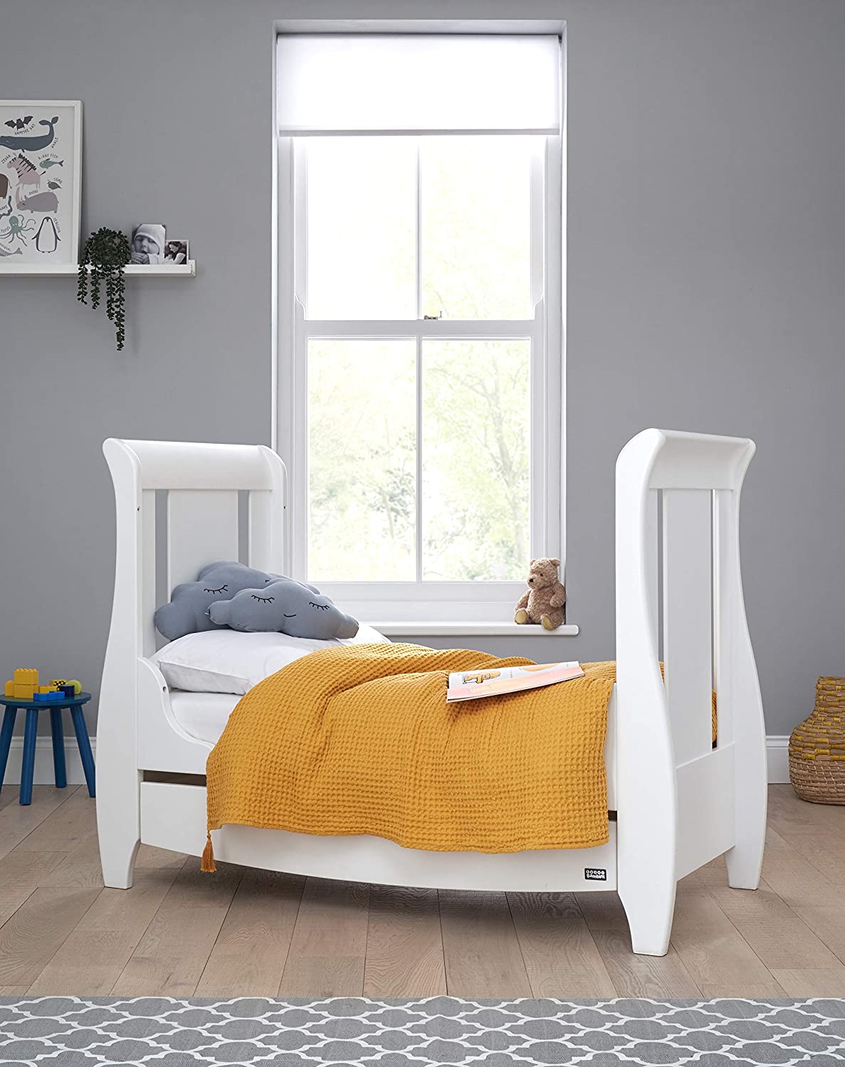 Tutti Bambini Katie Cot Bed in White with Sprung Mattress